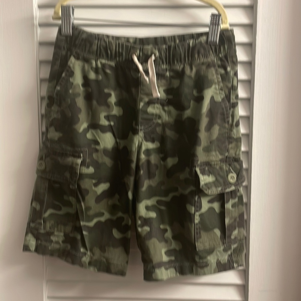 Amazon Essentials Youth 10 Cargo Camouflage Shorts Excellent Like New Faux Zip